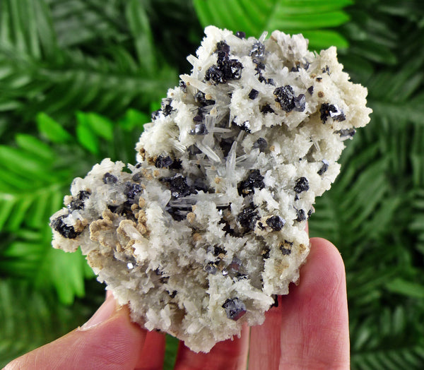 Amazing Quartz with Galena Sphalerite and Clacite, Crystal, Mineral, Natural Crystal B852