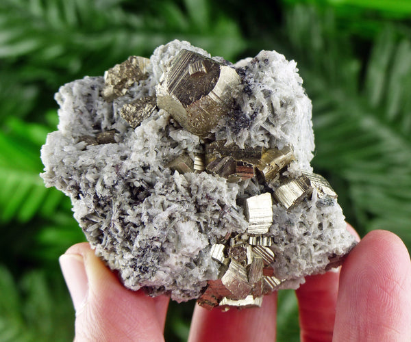 Quartz with Pyrite, Quartz Crystal, Pyrite Cube, Raw Crystal, Natural Mineral, Crystal Cluster, Healing Crystal, Mineral Specimen B551