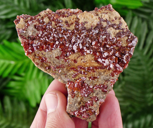 Red Vanadinite, Vanadinite Crystal, Vanadinite, Raw Crystal, Natural Mineral, Crystal Cluster, Healing Crystal, Mineral Specimen B932