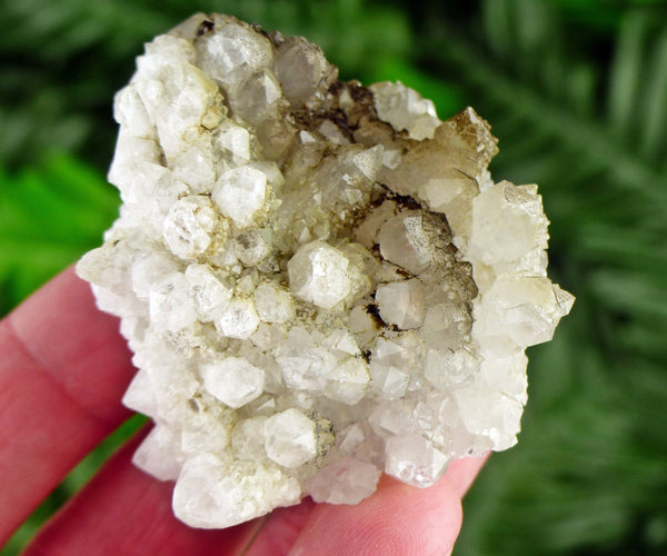 Amazing Quartz with Chlorite, Raw Crystal, Natural Mineral, Healing Crystal, Spirituality Crystal, Mineral Specimen B3334