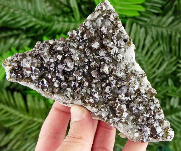 Rare Green Gem Sphalerite var. Cleiophane, Raw Crystal, Natural Mineral, Healing Crystal, Spirituality Crystal, Mineral Specimen B3125