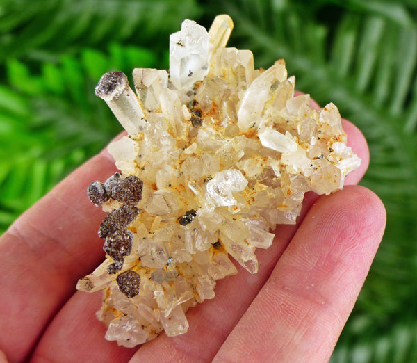 Amazing Quartz with Iron Oxide, Raw Crystal, Natural Mineral, Healing Crystal, Spirituality Crystal, Mineral Specimen B3288