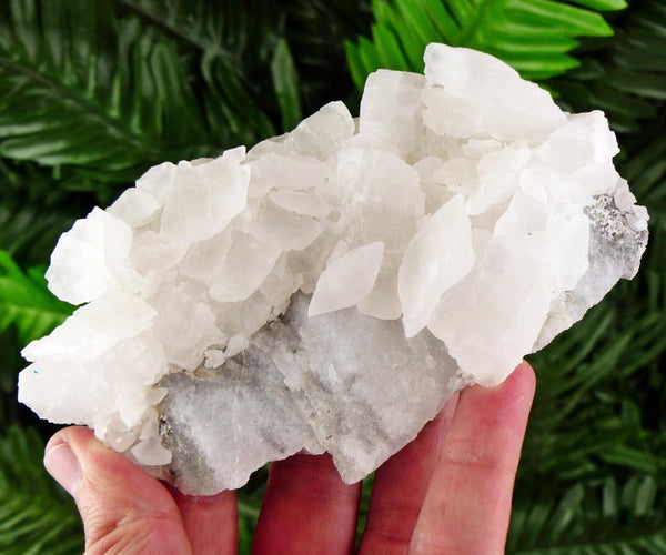 Amazing Calcite Crystal, Raw Crystal, Natural Mineral, Healing Crystal, Mineral Specimen B3419