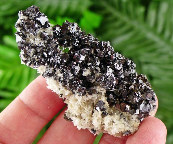 Amazing Quartz with Shiny Sphalerite, Raw Crystal, Natural Mineral, Healing Crystal, Mineral Specimen B3705