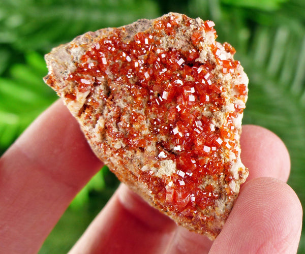 Amazing Red Vanadinite, Raw Crystal, Natural Mineral, Healing Crystal, Mineral Specimen B4017